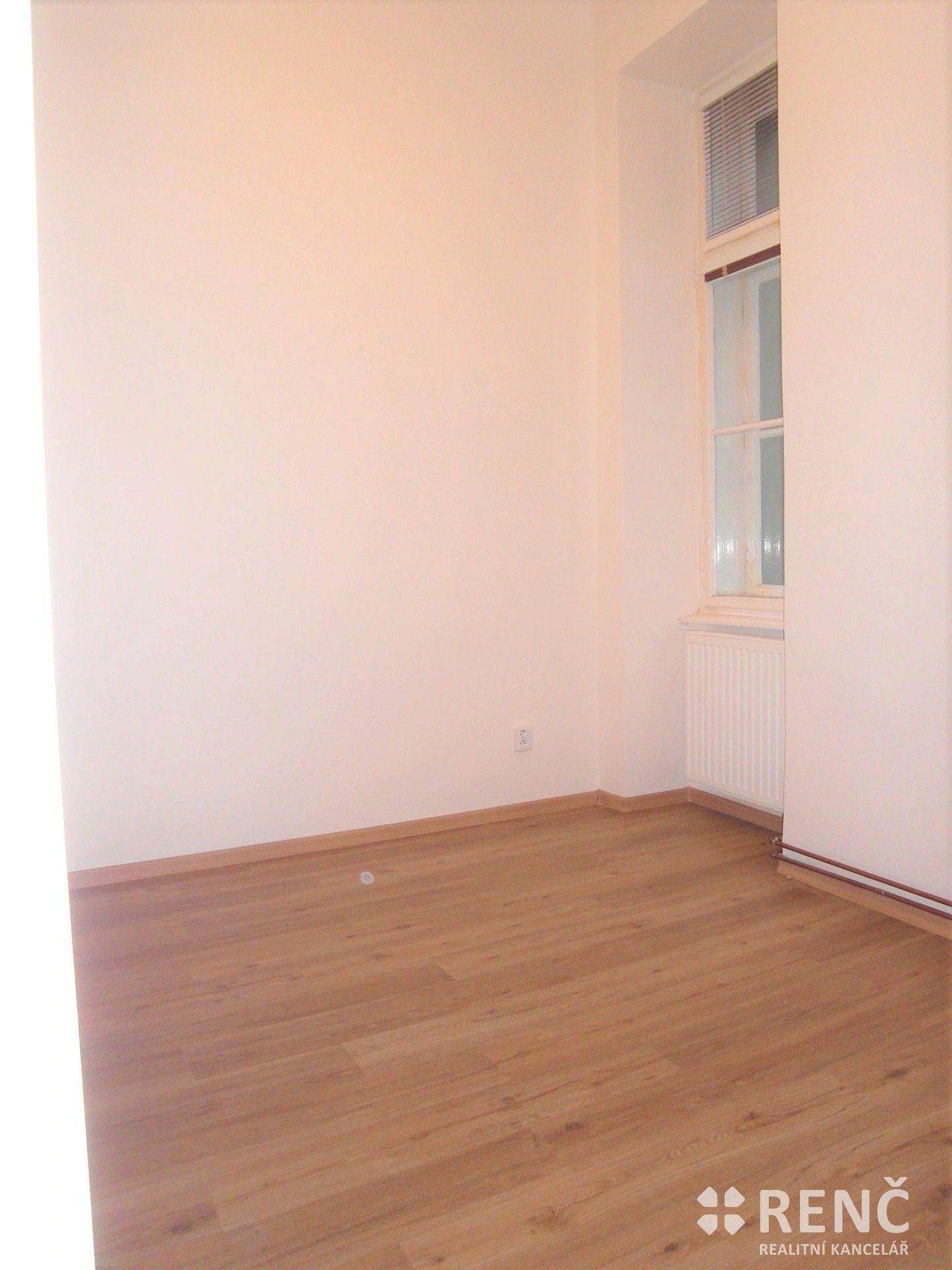 Pronájem byt 2+kk - Kounicova, Brno, 33 m²