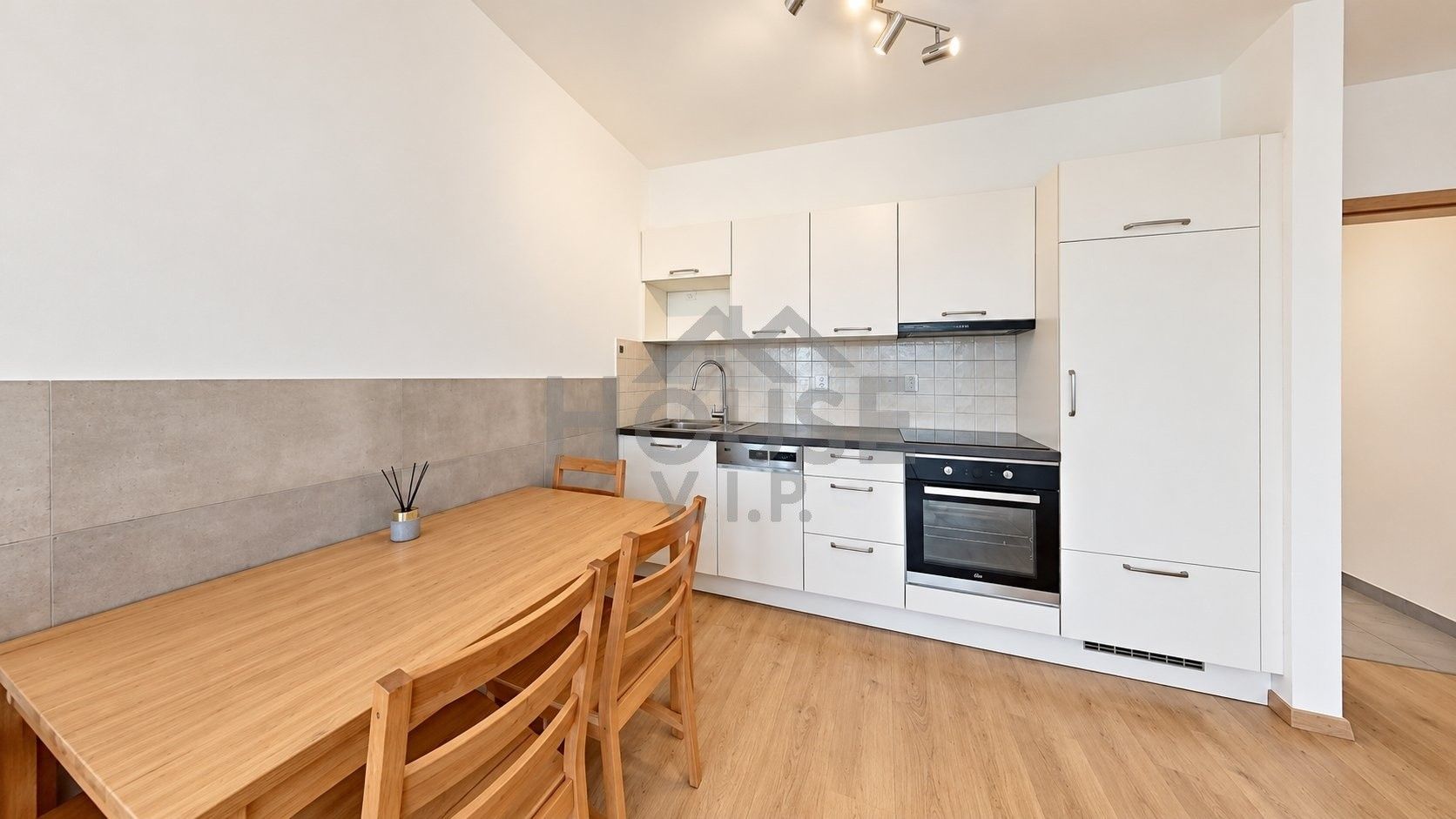 Byt 1+kk · 54 m² · U Hrubých, Vestec - 3