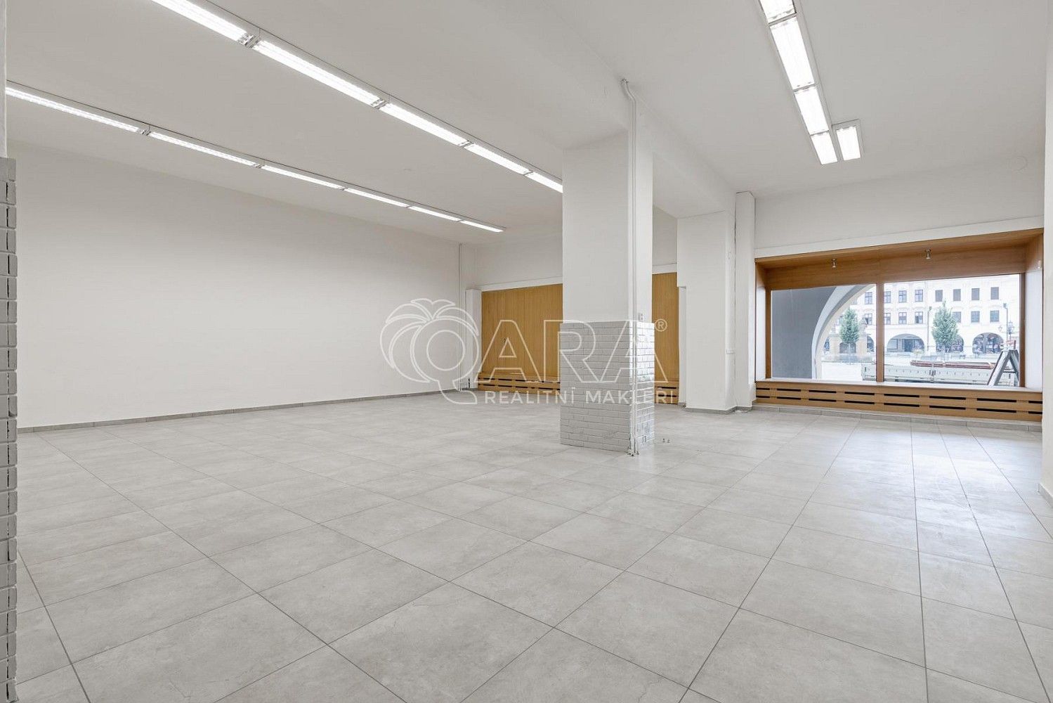Obchodní prostory, 470 m²