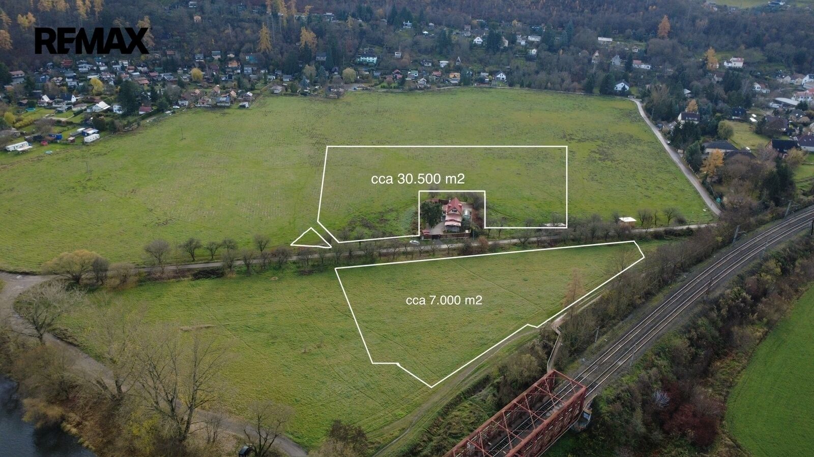 Pozemek, 96 565 m²