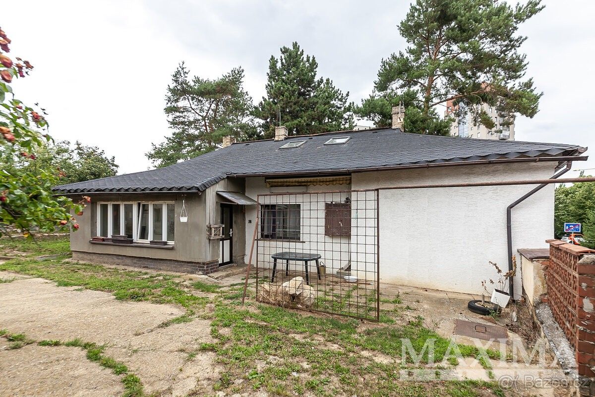 Prodej rodinný dům - Praha, 100 00