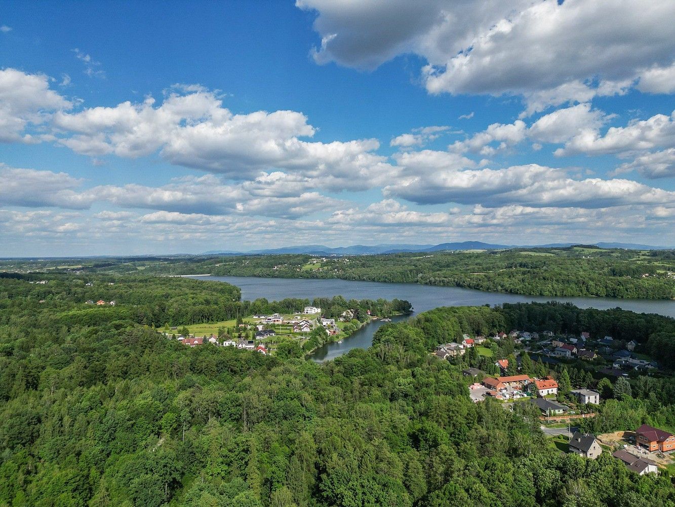 Rodinné domy, Havířov, 250 m² - 1