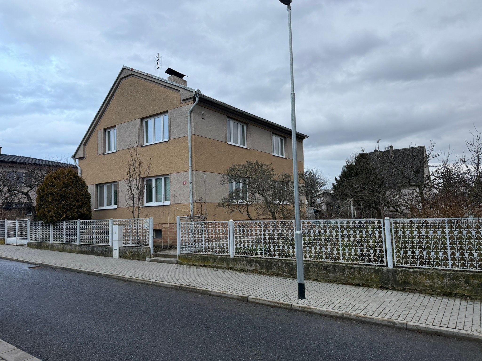 Rodinné domy, Podzámecká, Kosmonosy, 150 m²