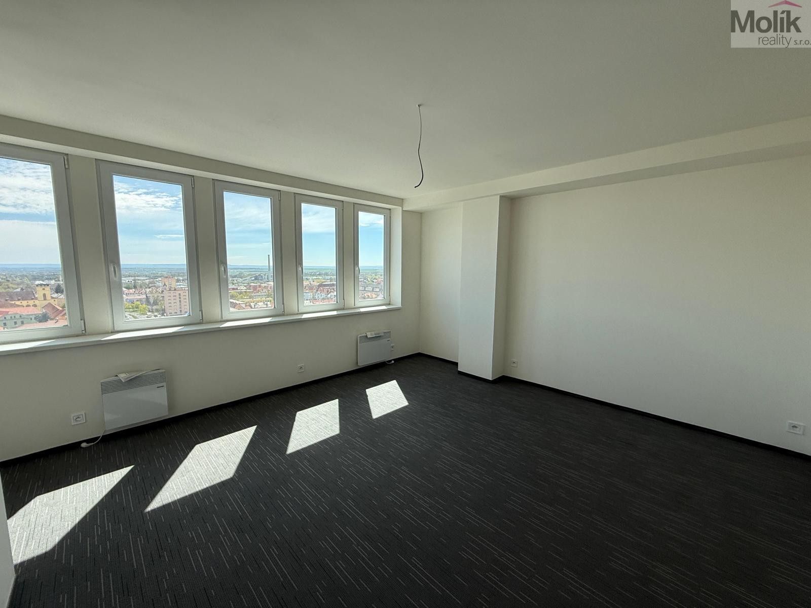 Pronájem byt 3+kk - Žižkovo náměstí, Chomutov, 97 m² - 5