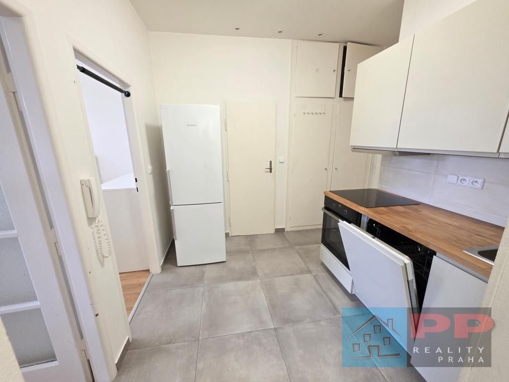 2+kk, Vršovická, Praha, 47 m²