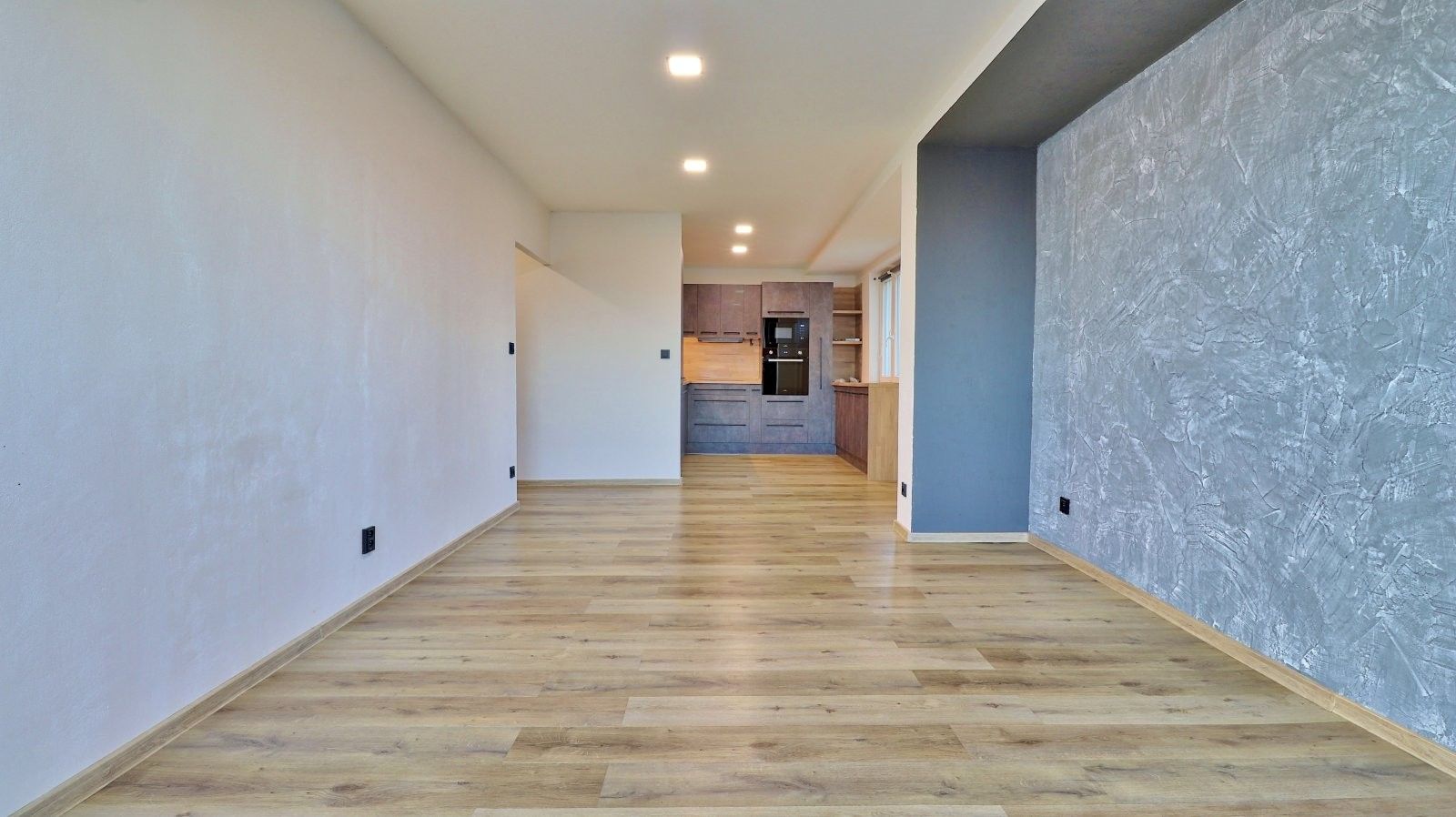 2+kk, Gen. Janka, Ostrava, 60 m² - 1