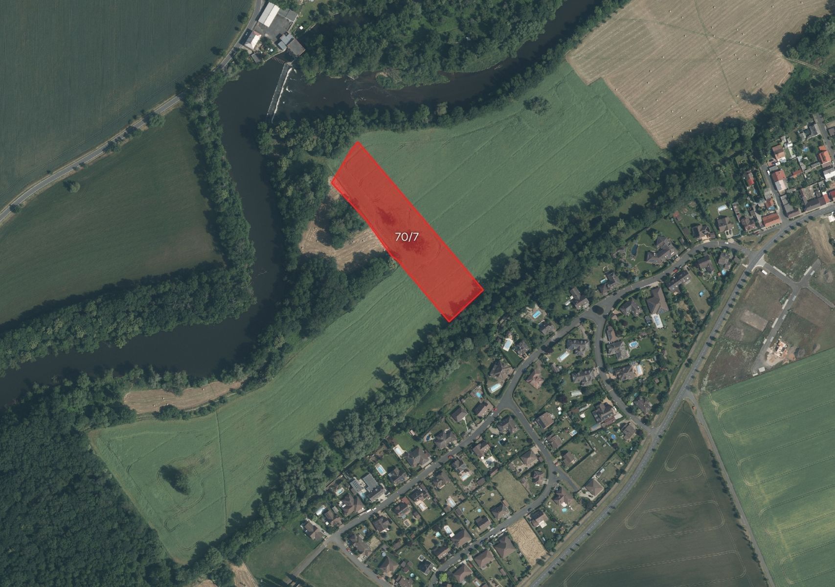 Zemědělský pozemek, 8 556 m²
