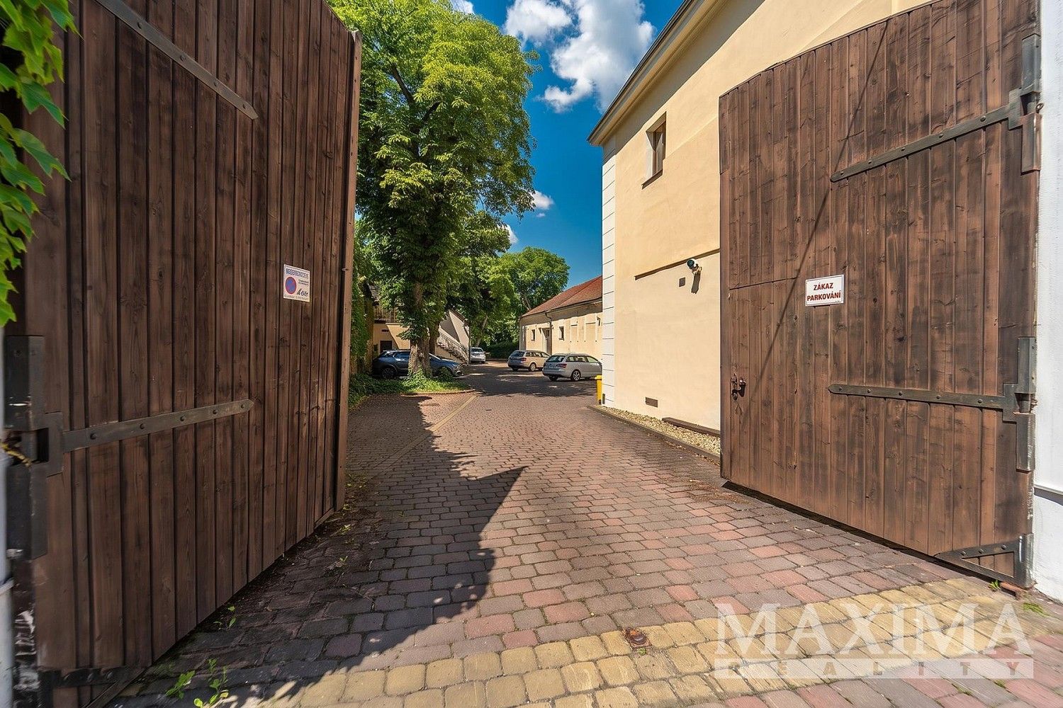 Prodej rodinný dům - Praha - Bohnice, okres Praha 8, Hlavní město Praha, 250 m² - 5