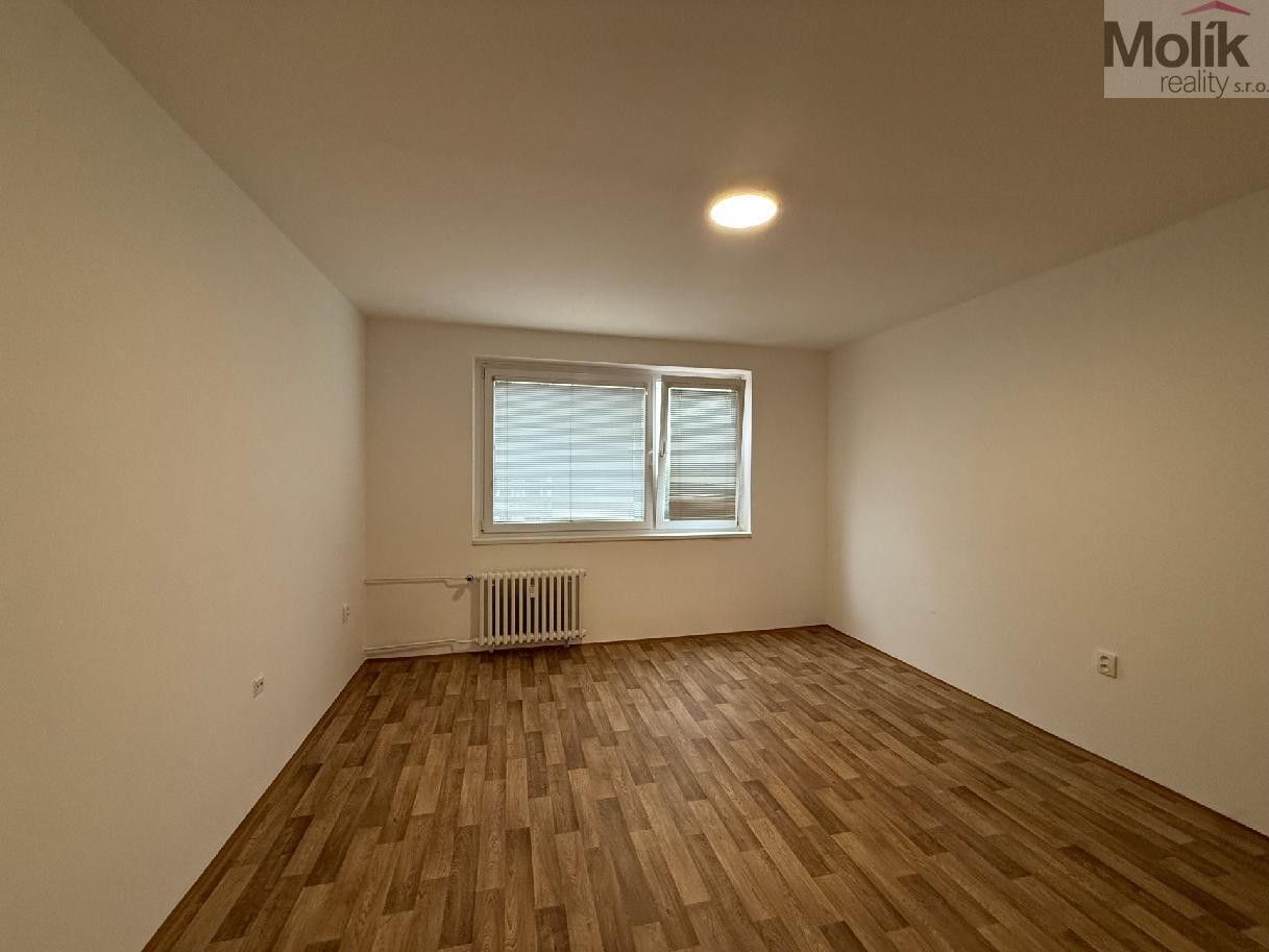 Pronájem byt 2+kk - Šrámkova, Ústí nad Labem, 40 m² - 5