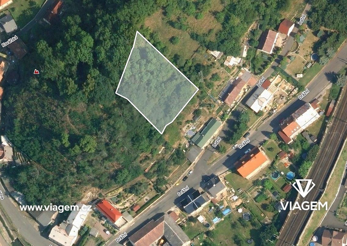 Zahrada, 762 m²