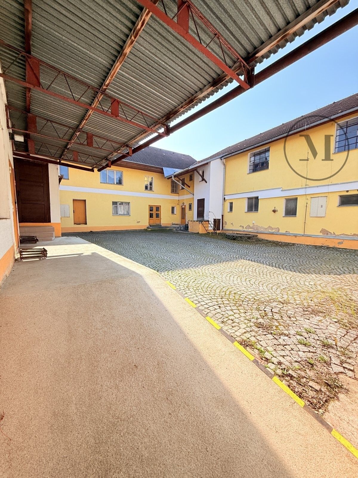 Výrobní prostory, Mírové Náměstí 1, Netolice, 500 m² - 1