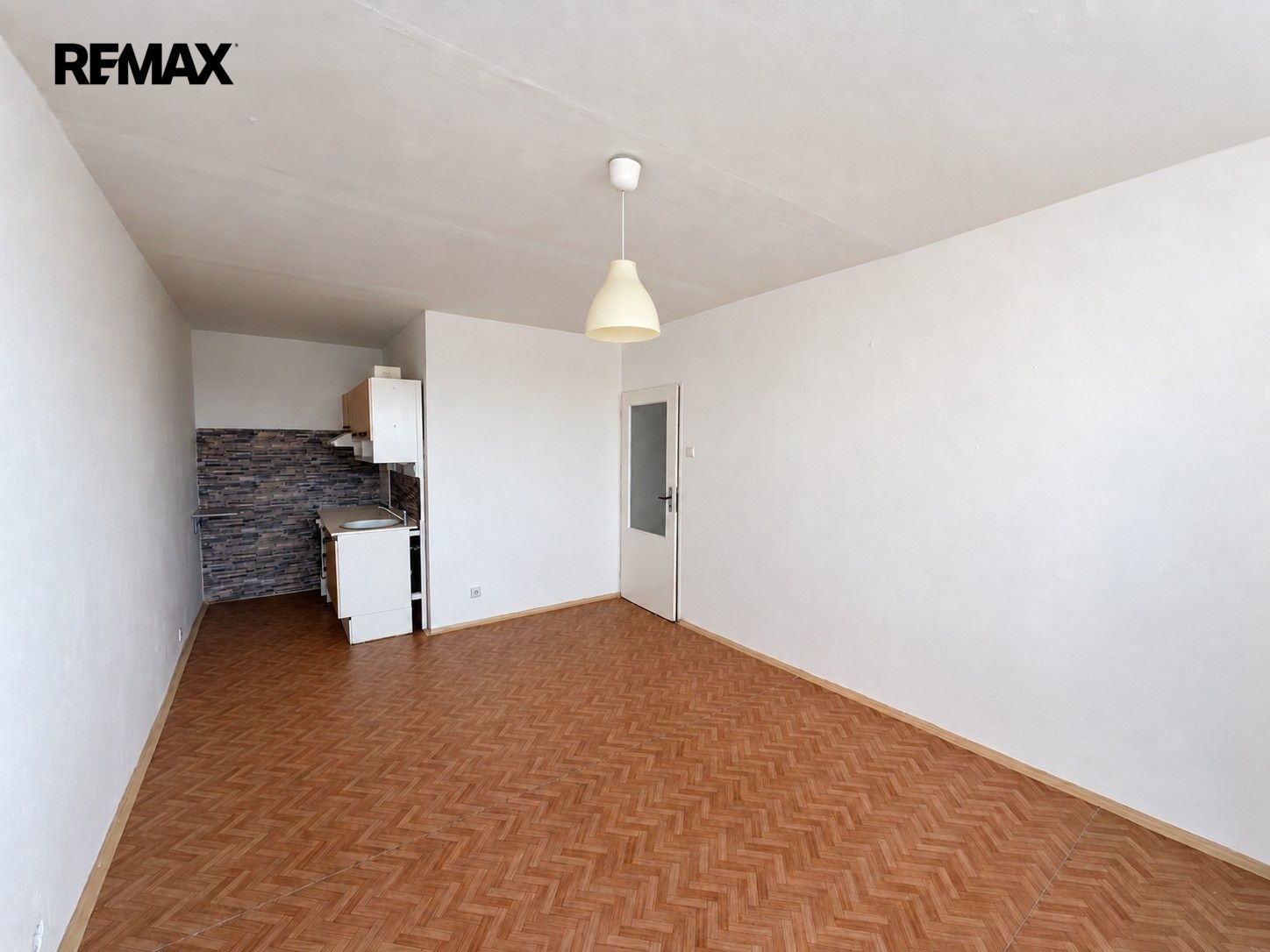 2+kk, Kpt. Nálepky 906, Podbořany, 40 m² - 2