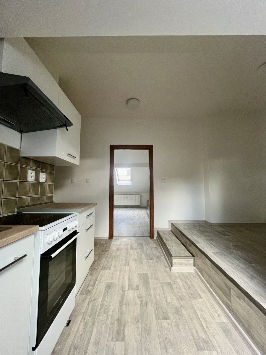 Pronájem byt 2+kk - Hájkova, Ostrava, 40 m²