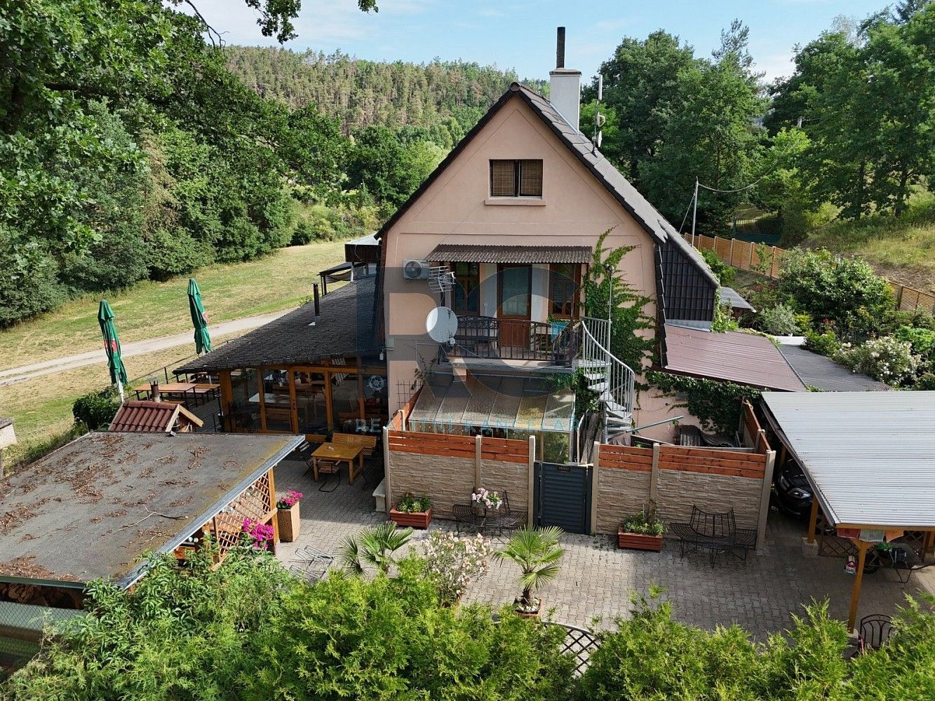 Obchodní prostory, Vojníkov, okres Písek, Jihočeský kraj, 822 m² - 2