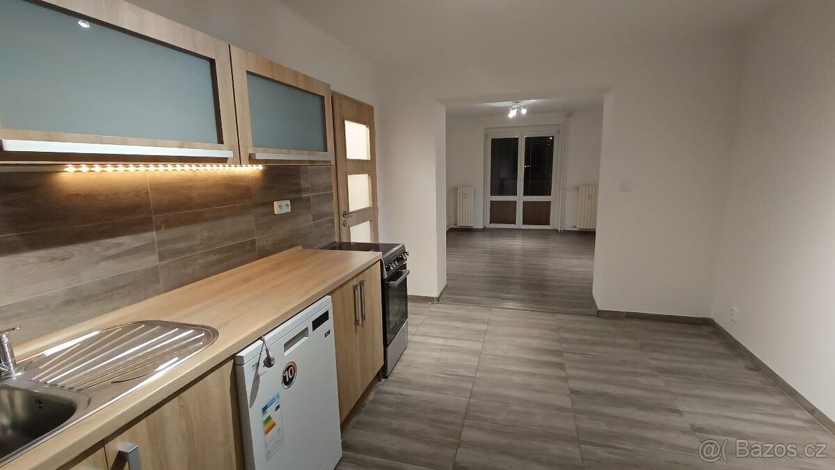 Byty, Ostrava, 700 30