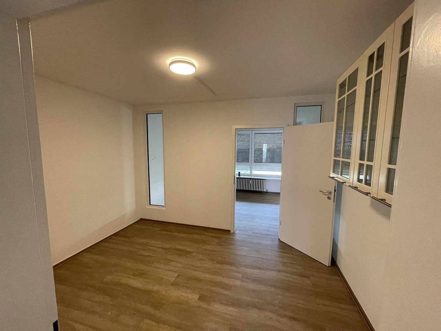 Pronájem byt 4+kk - Darmstadt - Kranichstein Kranichstein Hessen 64289, 93 m² - 5