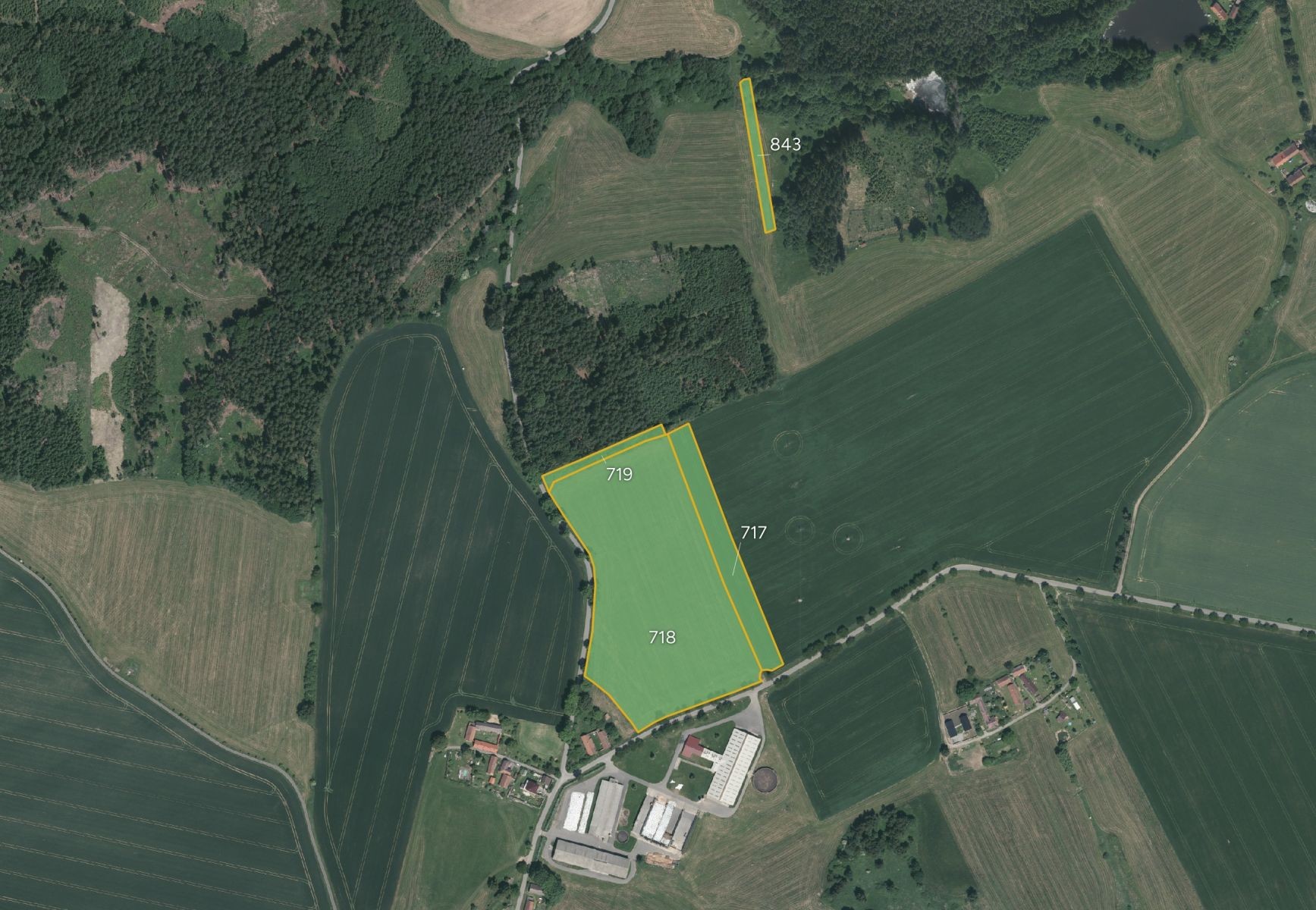 Louka, 58 460 m²