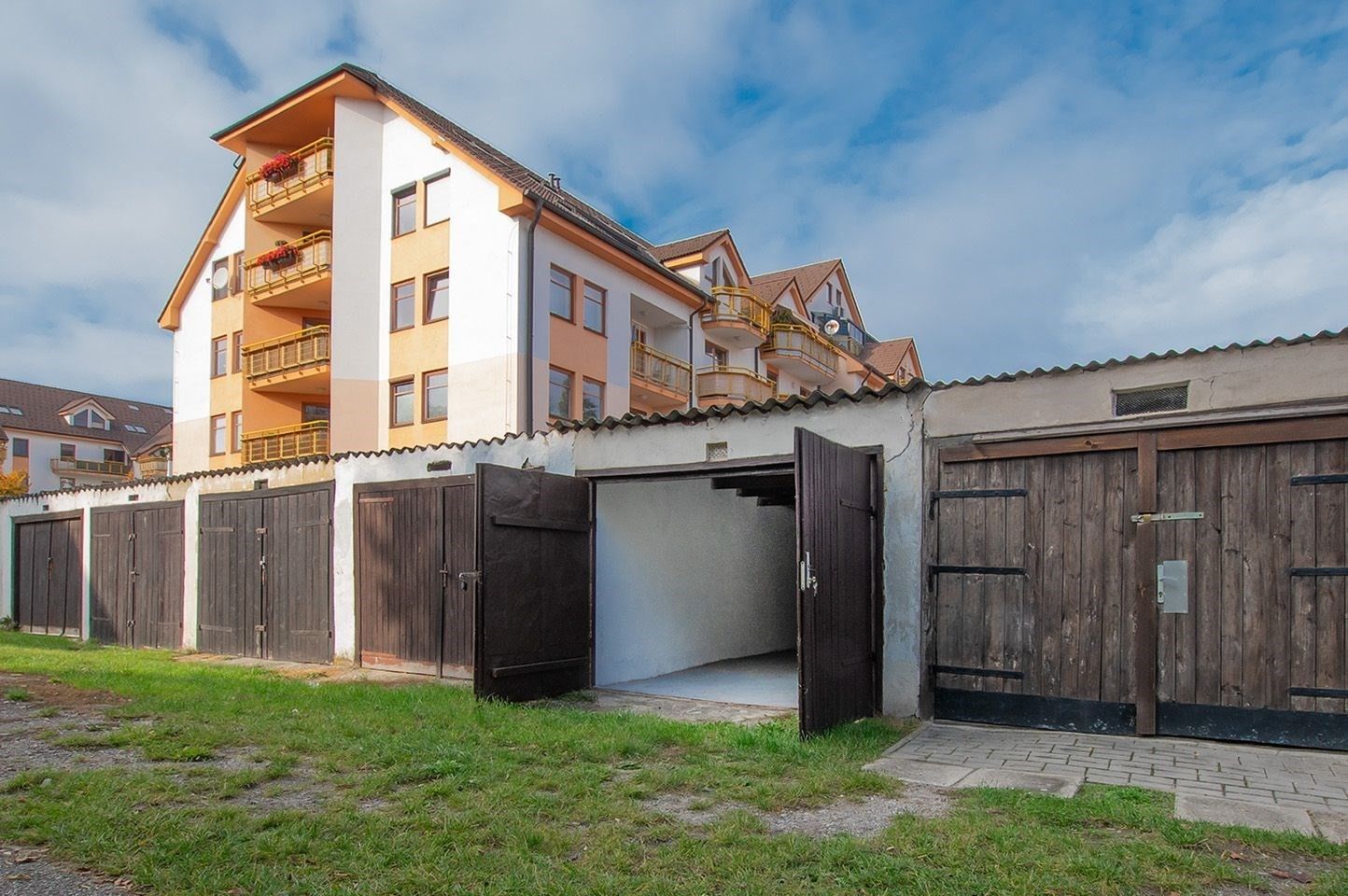 Garáž, 17 m²