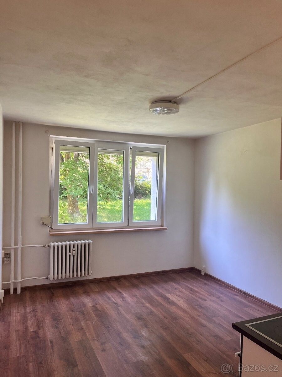 Byty, Karlovy Vary, 360 07 - 1