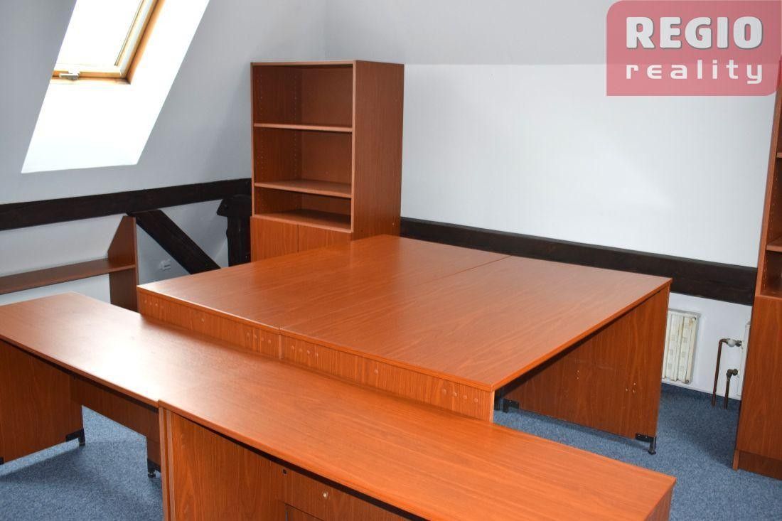 Pronájem kancelář - Hřbitovní, Třinec, 43 m²