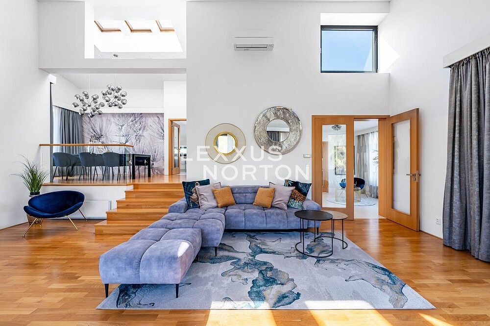 Rodinný dům · 348 m² · Praha - Dejvice, okres Praha 6, Hlavní město Praha - 4
