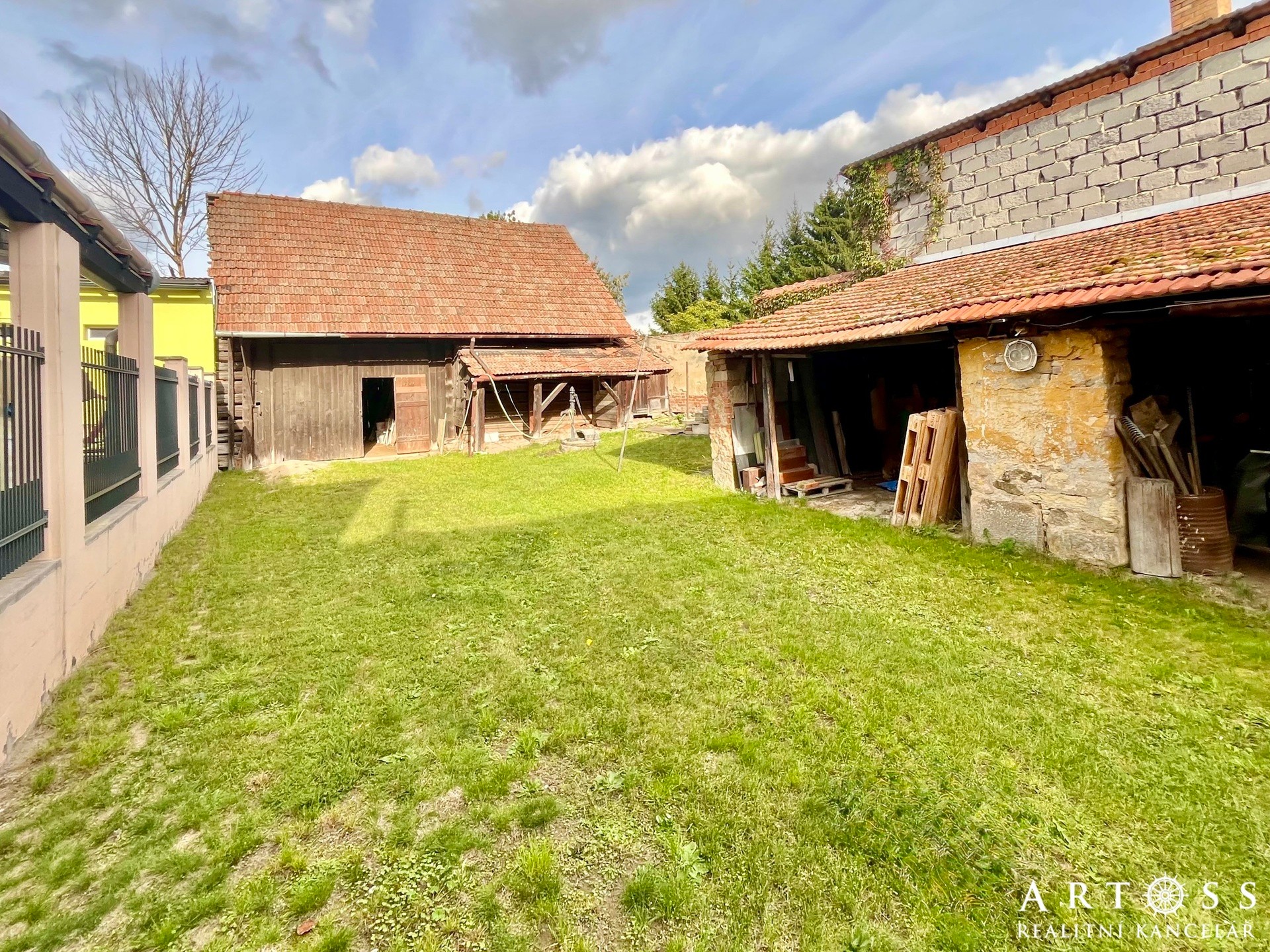 Pozemek pro bydlení, 1 470 m²