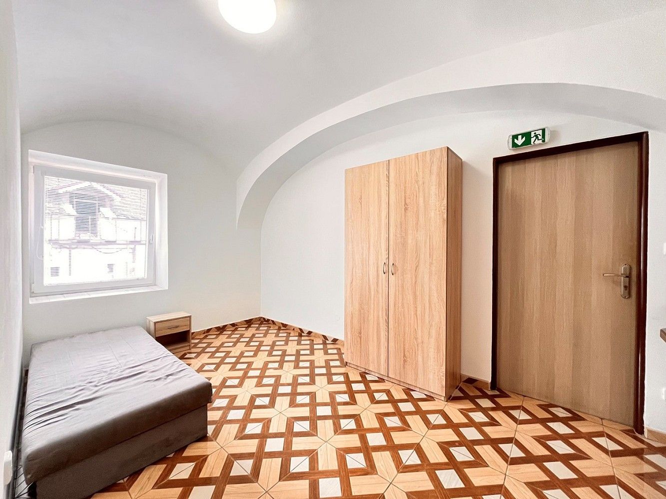 1+kk, Hradec Králové - Plotiště nad Labem, Královéhradecký kraj, 18 m² - 2