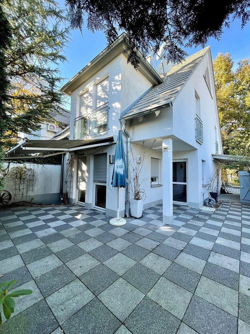 Rodinné domy, Nürnberg Altenfurt Bayern 90475, 117 m² - 1