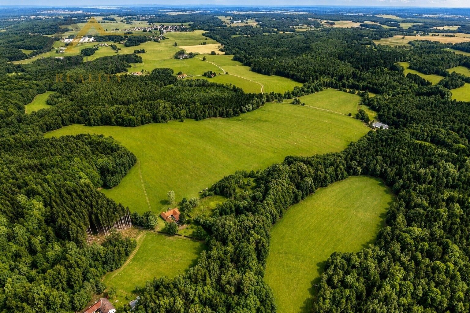 Louka · 98 591 m² · Benešov nad Černou Klení - 4
