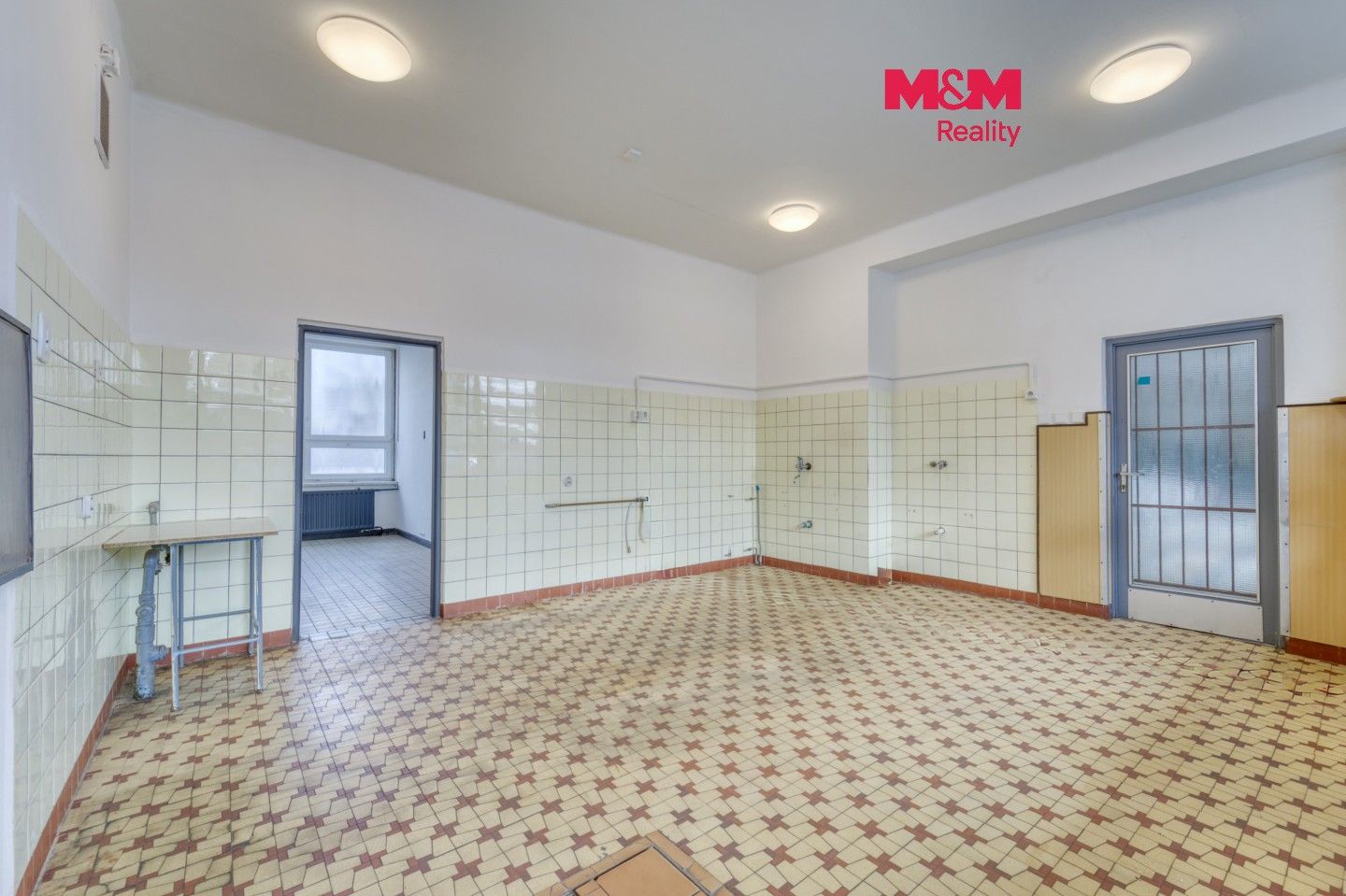 Obchodní prostory, Nádražní, Klatovy, 38 m² - 1
