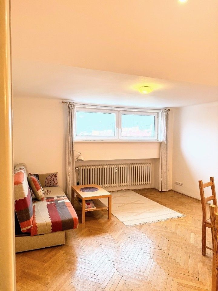 Byt 2+kk · 38 m² · Lotyšská, Praha - 4