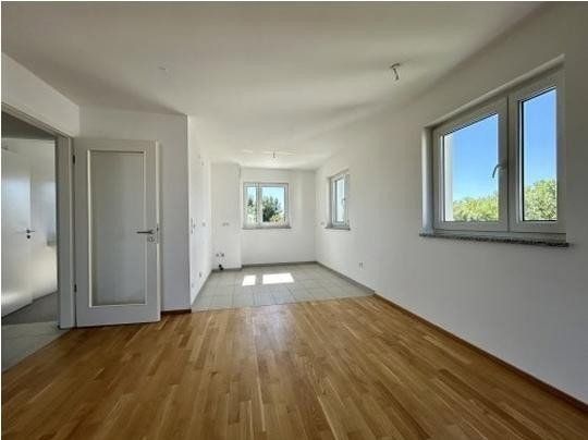 Prodej byt 3+1 - Bibergerstrasse 47 Unterhaching Bayern 85609, 78 m² - 5