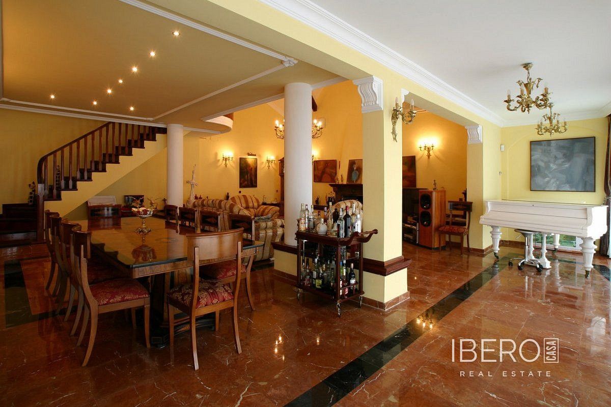 Rodinný dům · 968 m² · Málaga, ES - 3