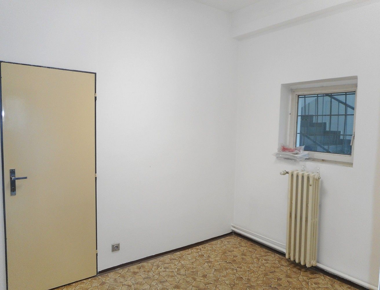Kancelář · 25 m² · Praha - Stodůlky, okres Praha 13, Hlavní město Praha - 3