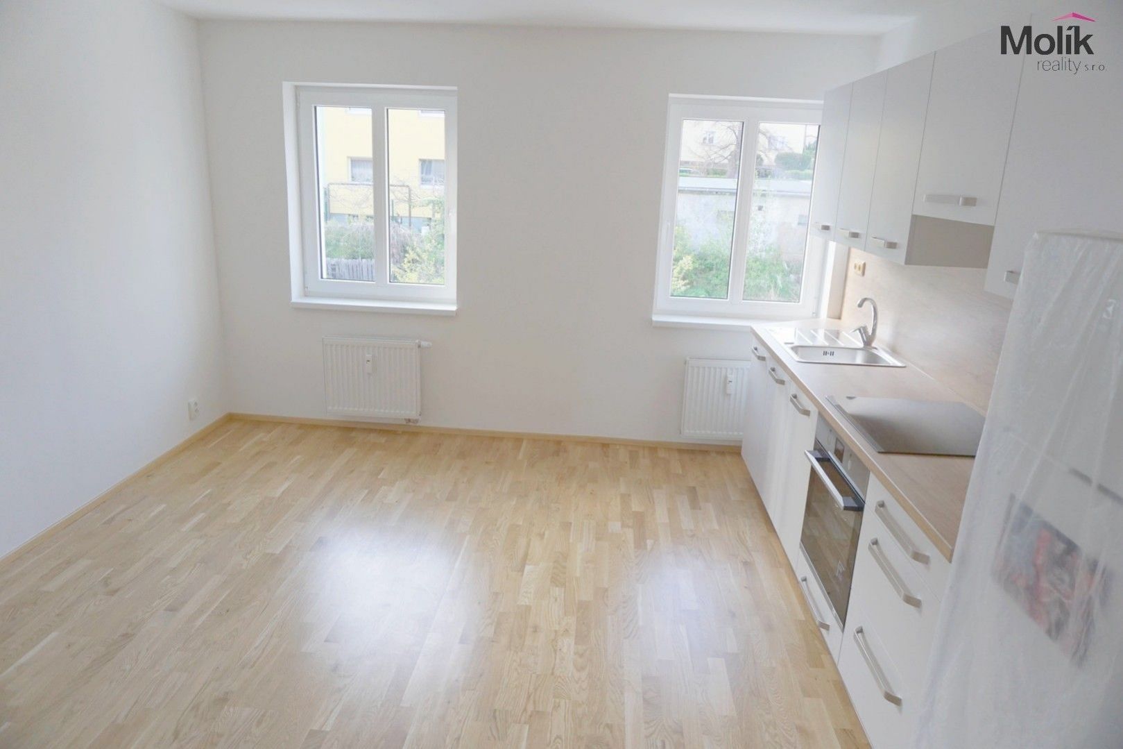 Byt 3+kk · 63 m² · Hollarova, Most - 3