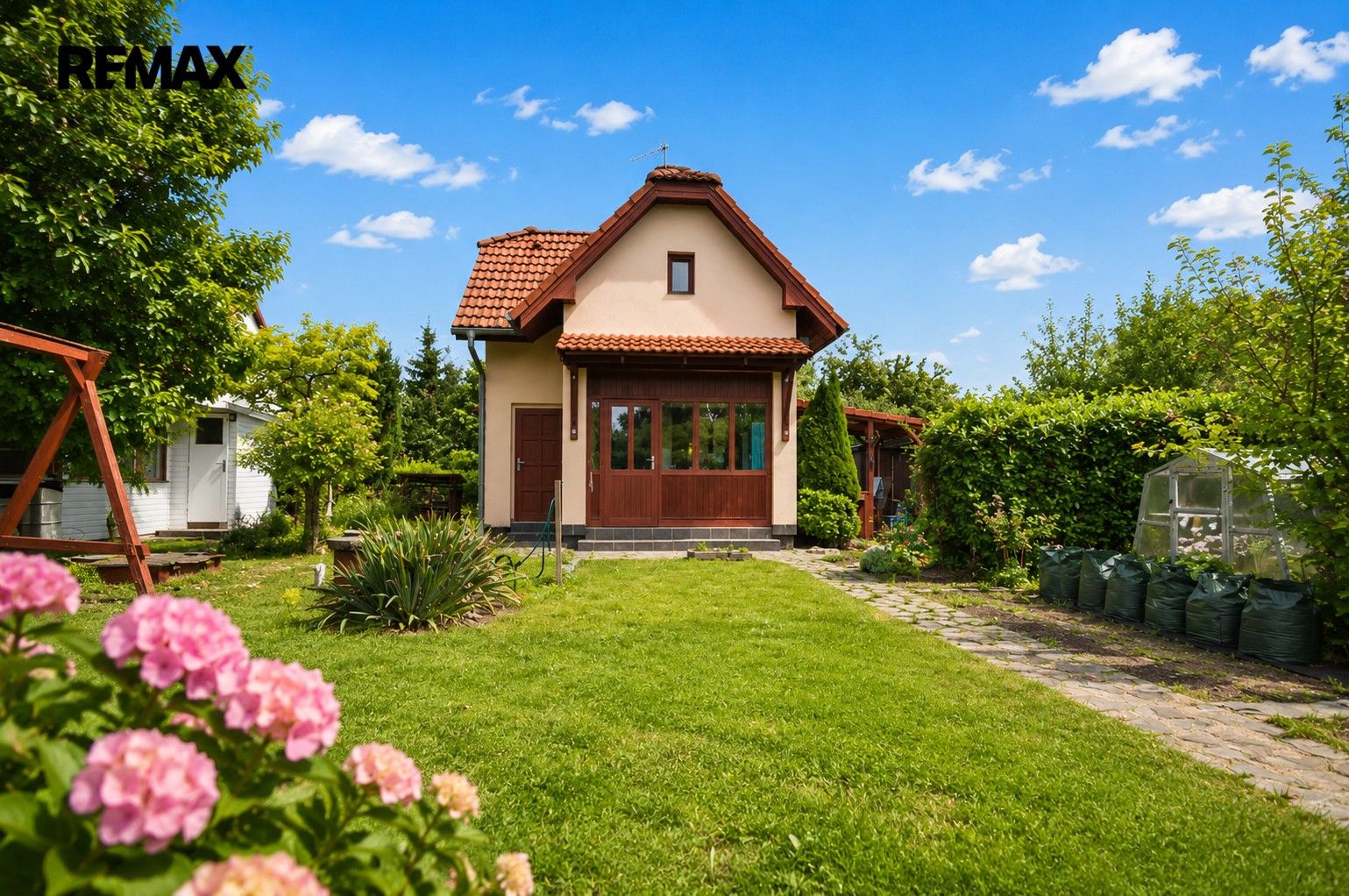Chaty, Nymburk, 46 m² - 1