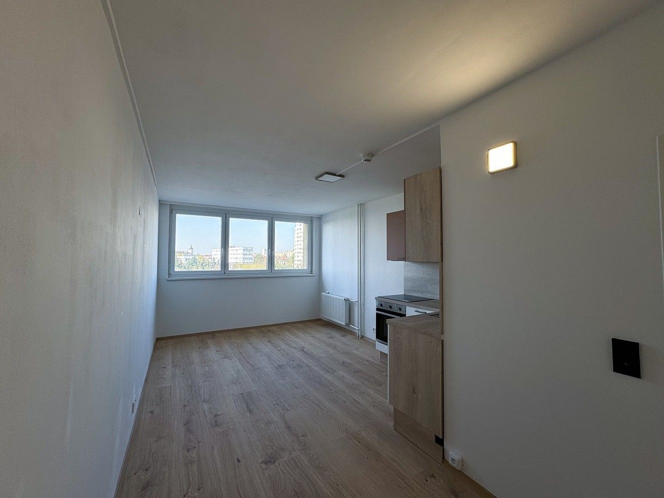 Byt 1+kk · 25 m² · Děčínská, Praha 8 - Střížkov - 4