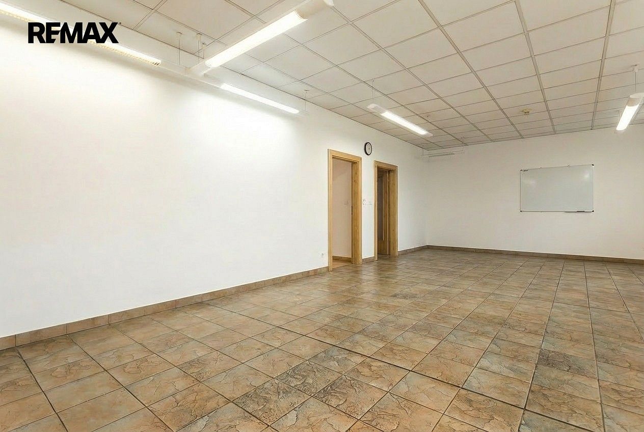 Pronájem kancelář - Paskov, okres Frýdek-Místek, Moravskoslezský kraj, 200 m² - 2