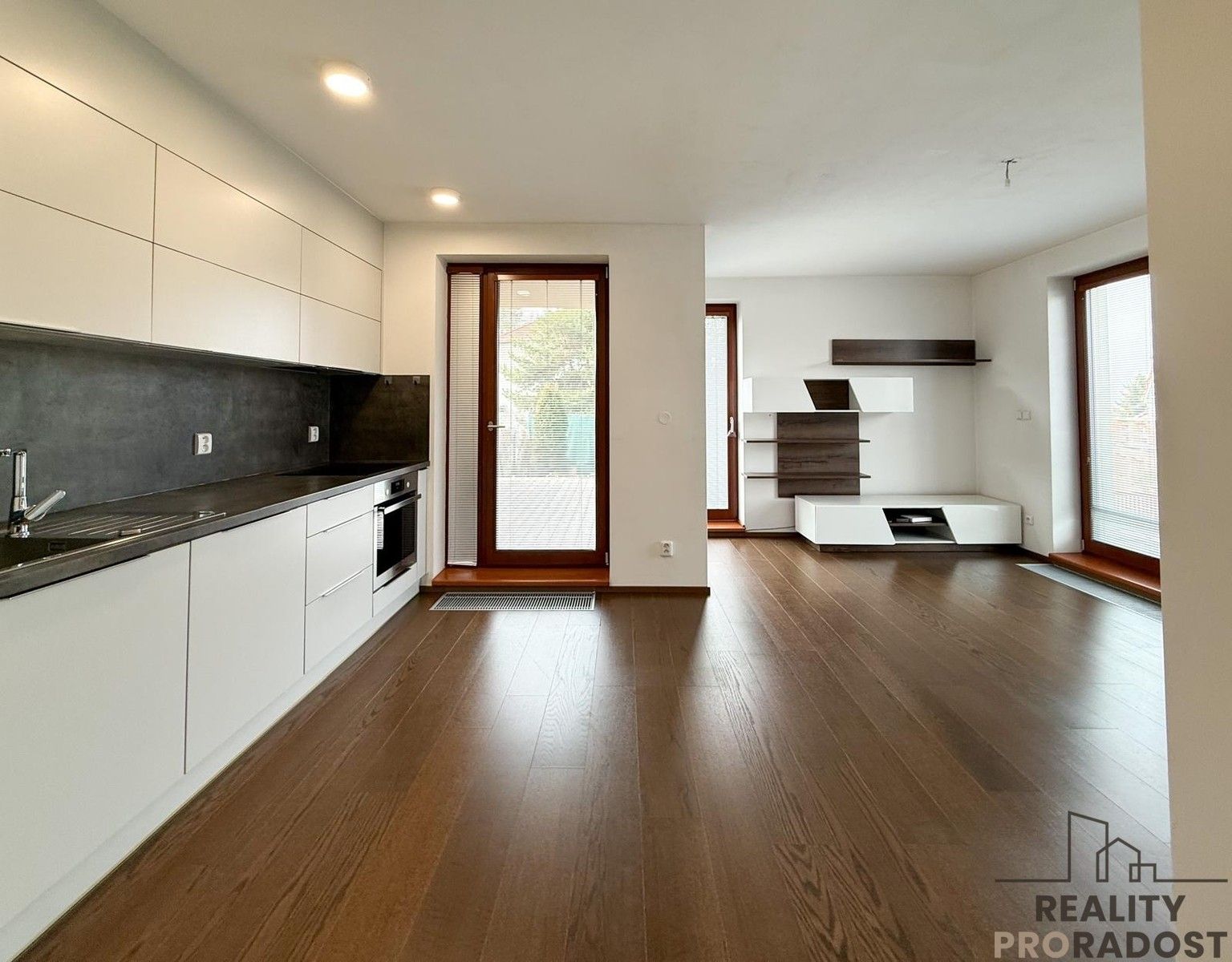 2+kk, Žalanského, Praha, 49 m²