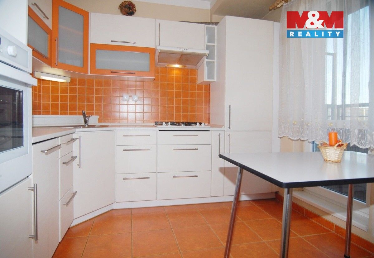 Pronájem byt 3+1 - Ahepjukova, Ostrava, 78 m²