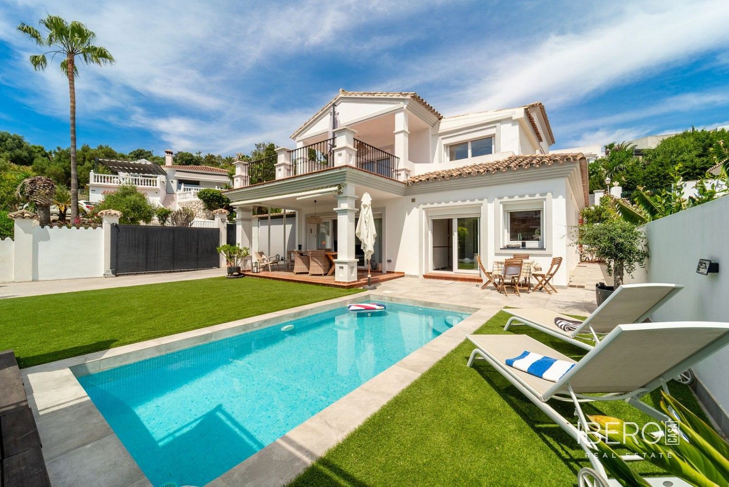 Prodej rodinný dům - Cerros del Aguila, ES, 211 m² - 2