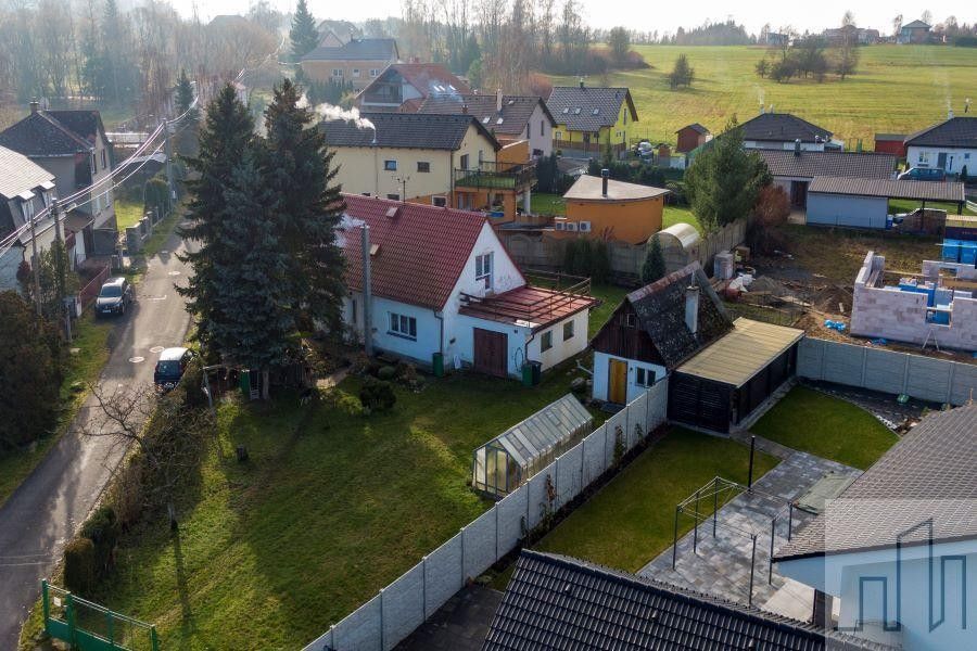 Rodinné domy, Mezirolí, Nová Role, 120 m²
