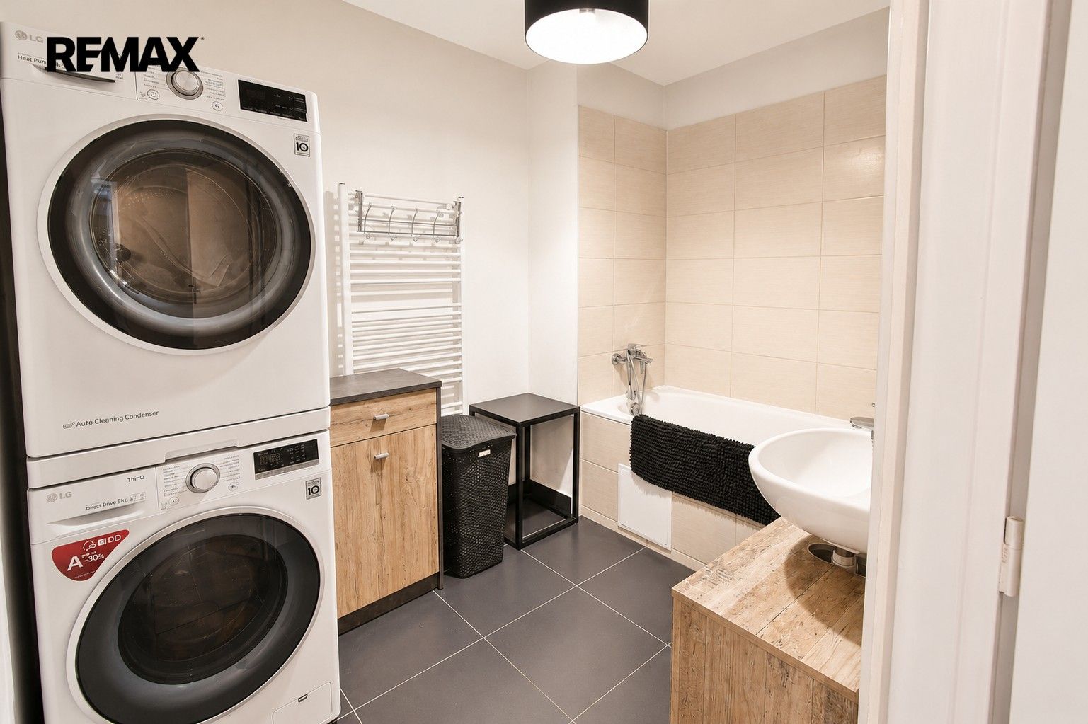 Prodej rodinný dům - náměstí Sv. Čecha 85, Postupice, 126 m² - 5