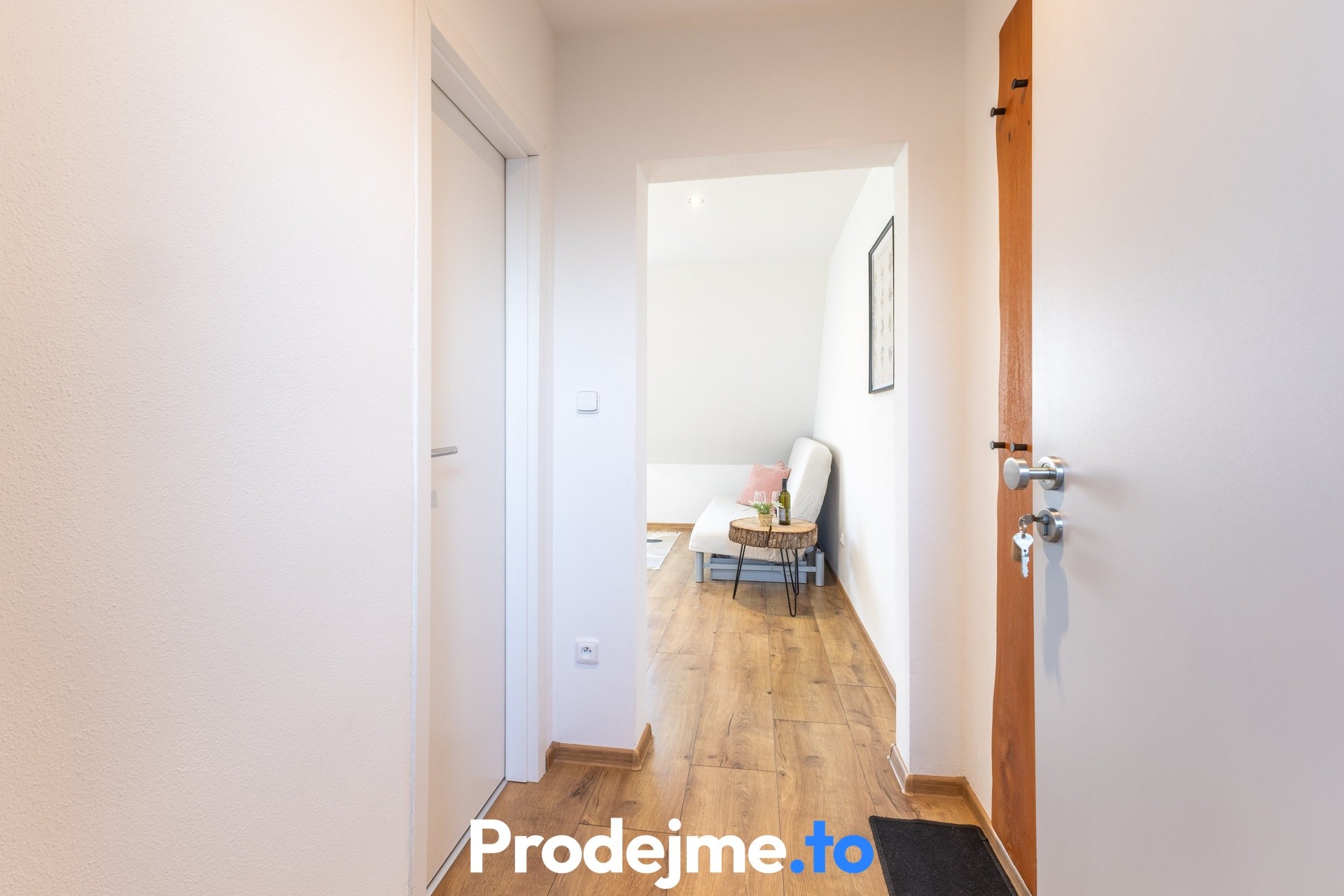Prodej byt 2+kk - Mikulášské náměstí, Znojmo, 39 m² - 5
