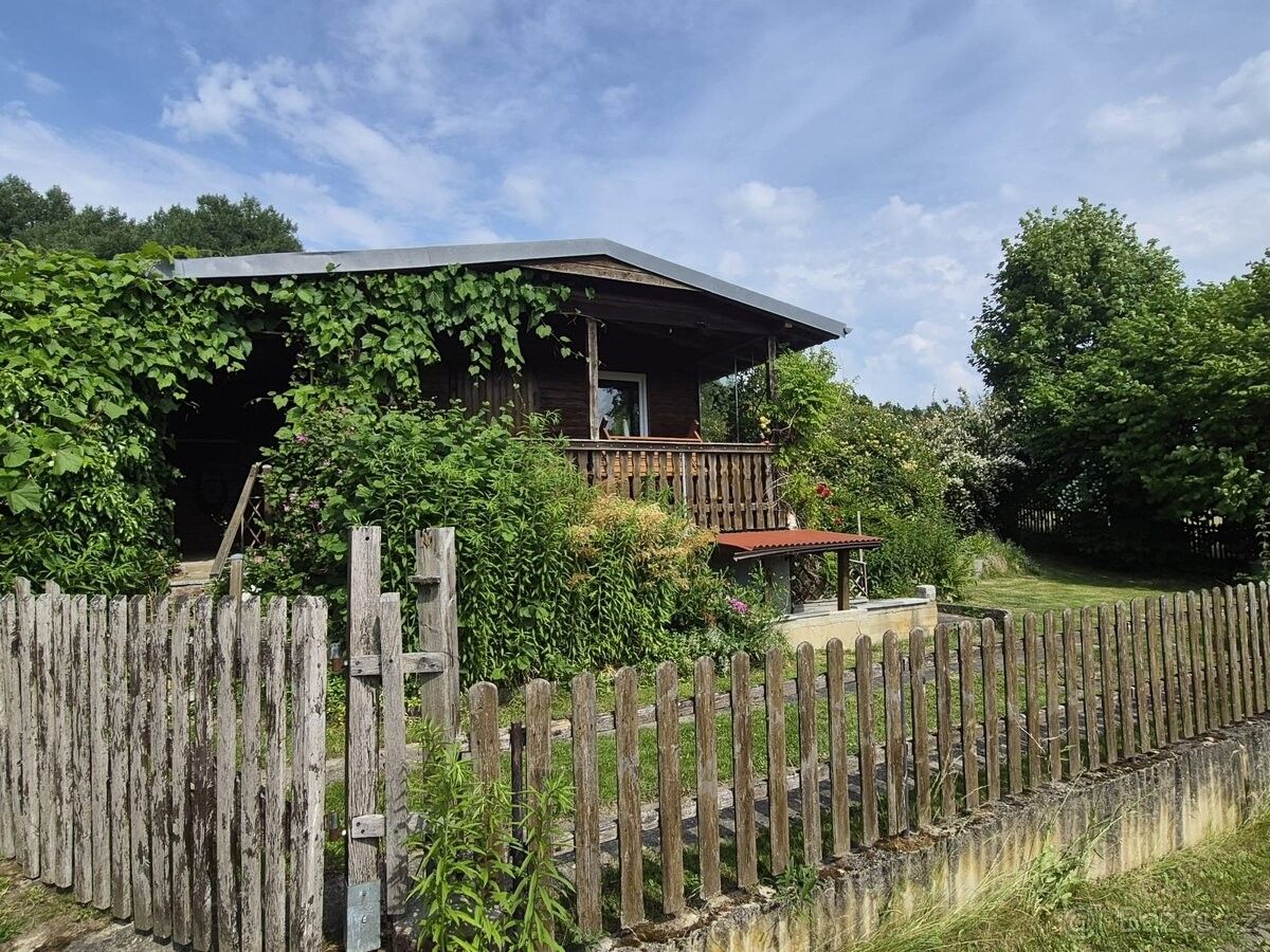 Chaty, 987 66, Zahraničí - 1