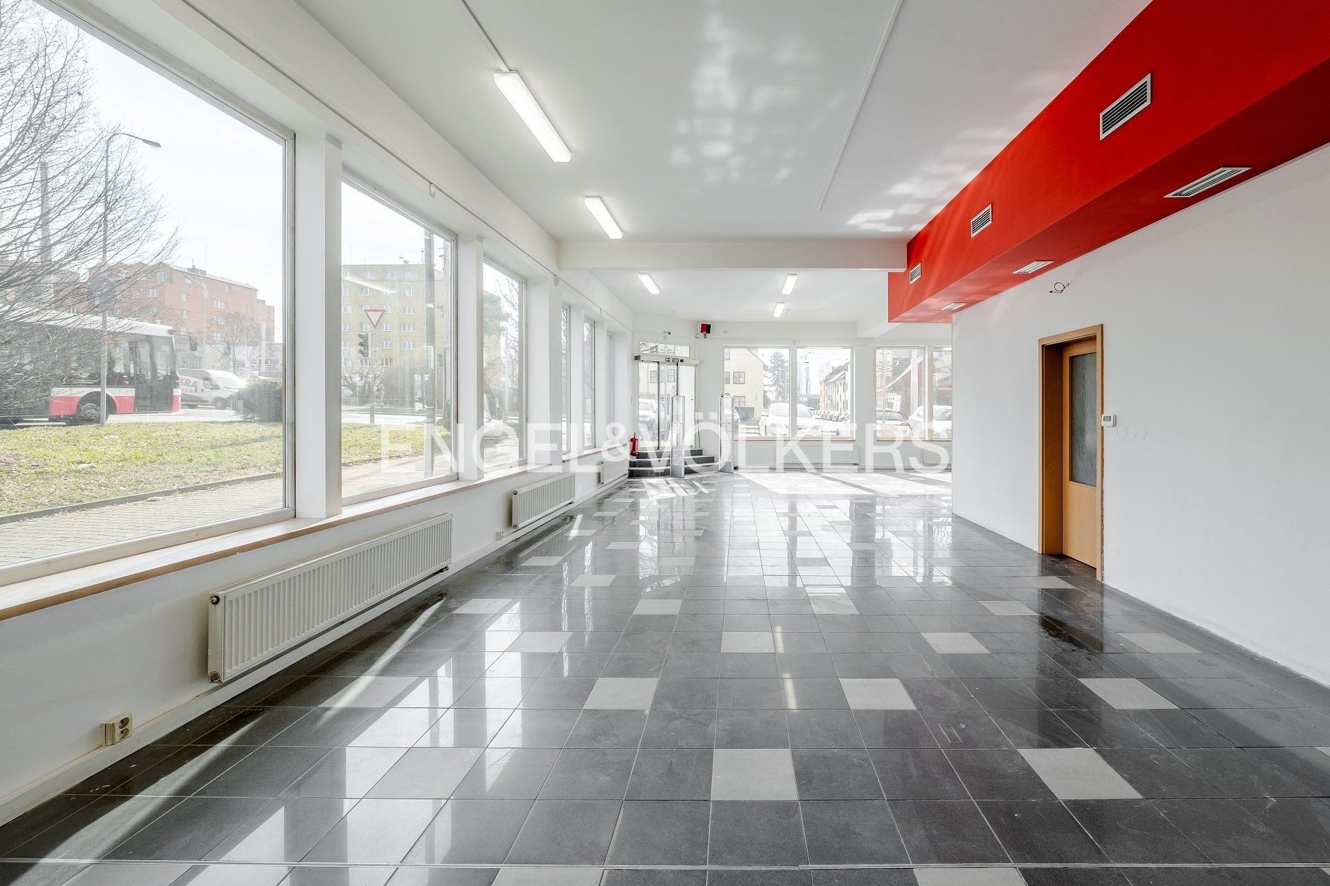 Pronájem komerční - Střelničná 731, Praha Kobylisy, 418 m² - 5