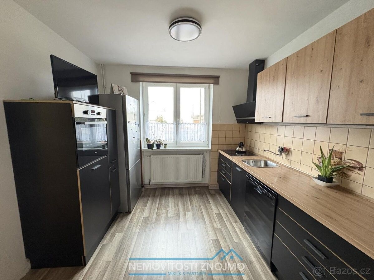 Pronájem byt - Dyjákovice, 671 26