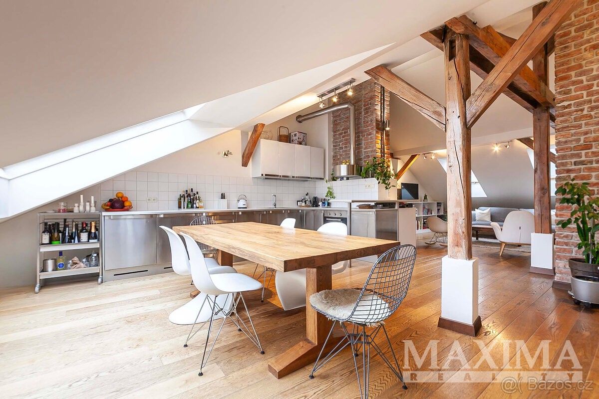 Pronájem byt - Praha, 100 00