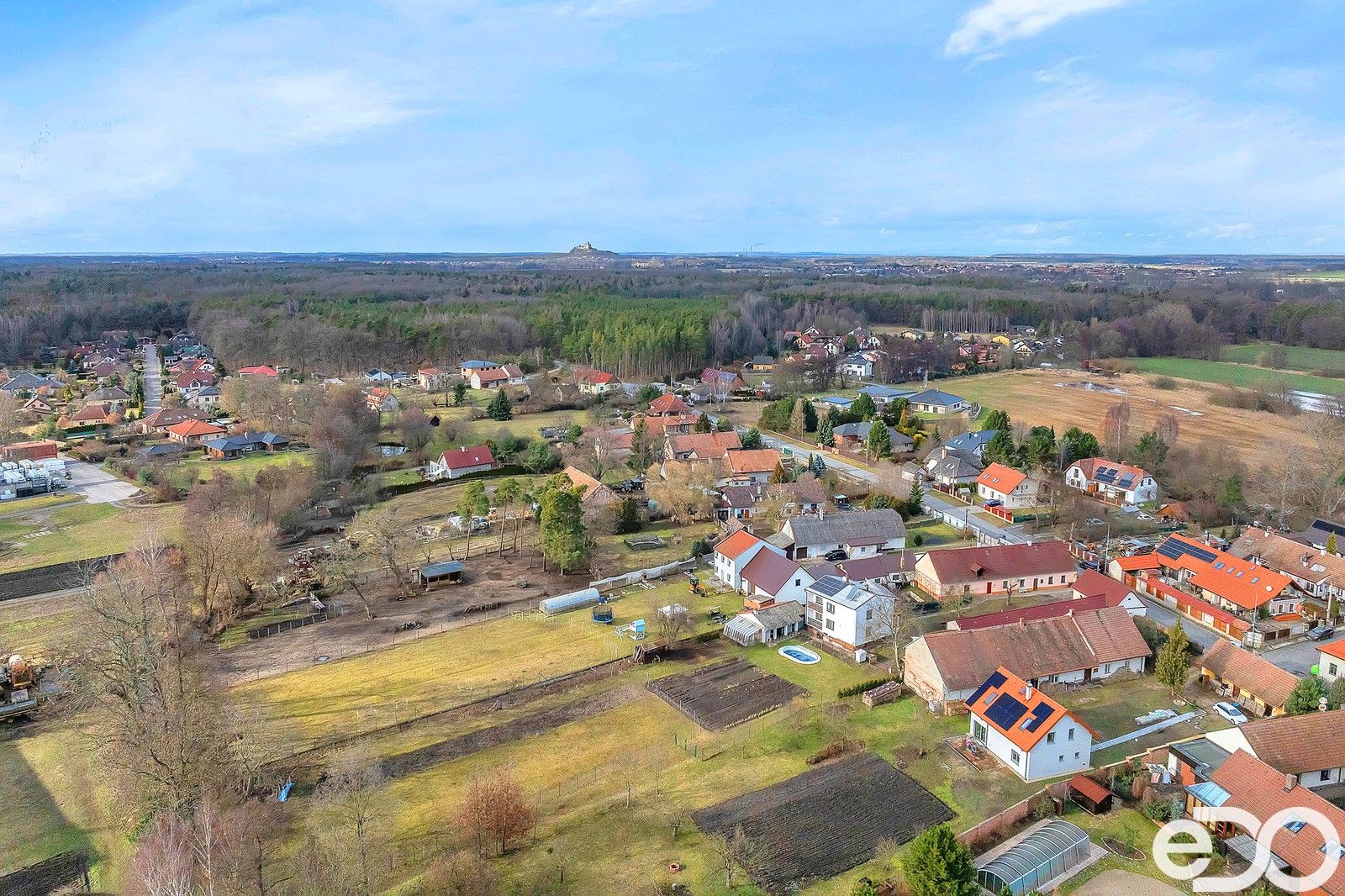 Pozemky pro bydlení, Veská, Sezemice, 1 m²