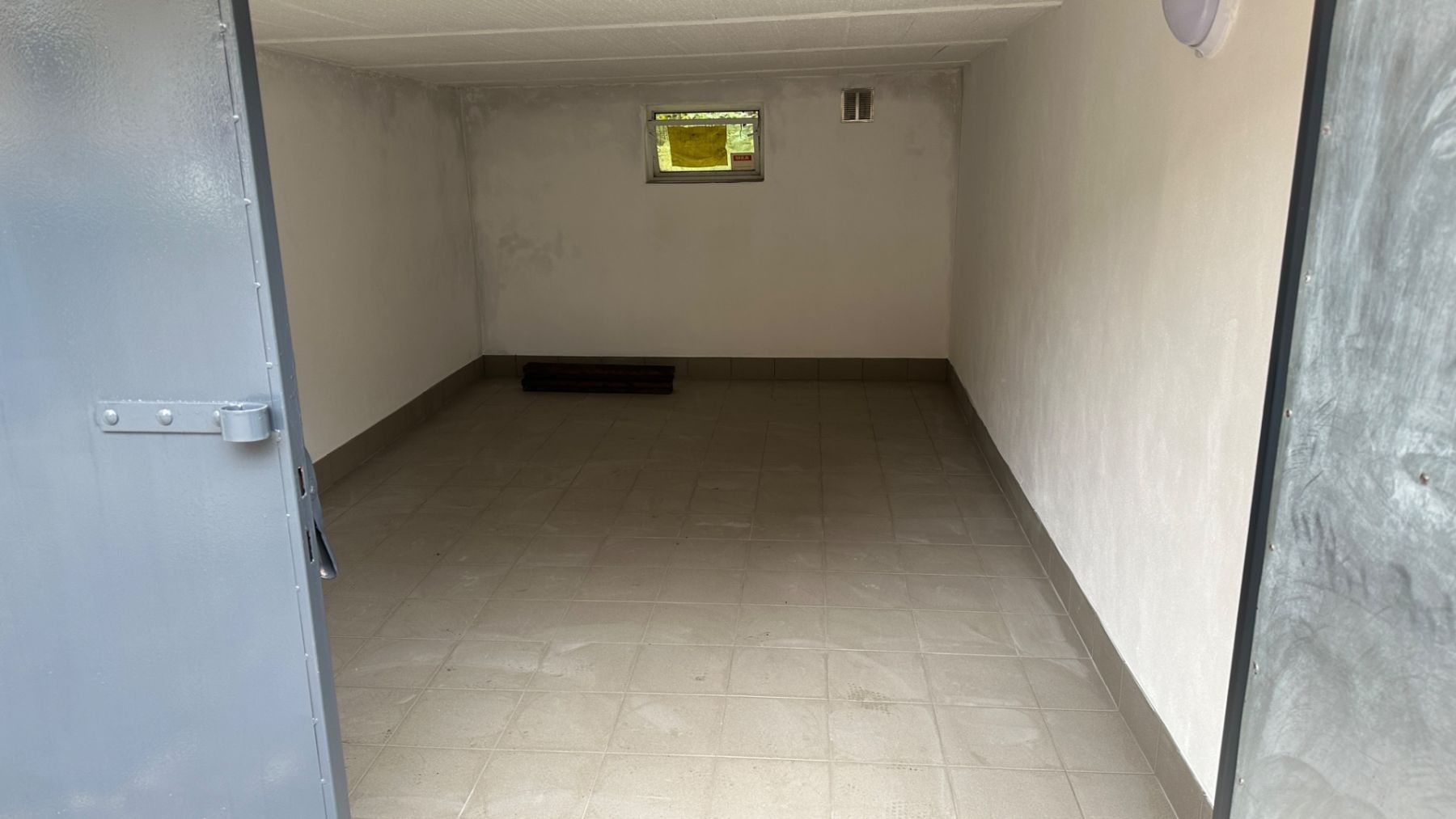 Garáže, Liberec - Starý Harcov, Liberecký kraj, 20 m² - 2